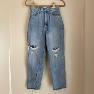 Madewell Light Blue Distressed the moms Jeans 27